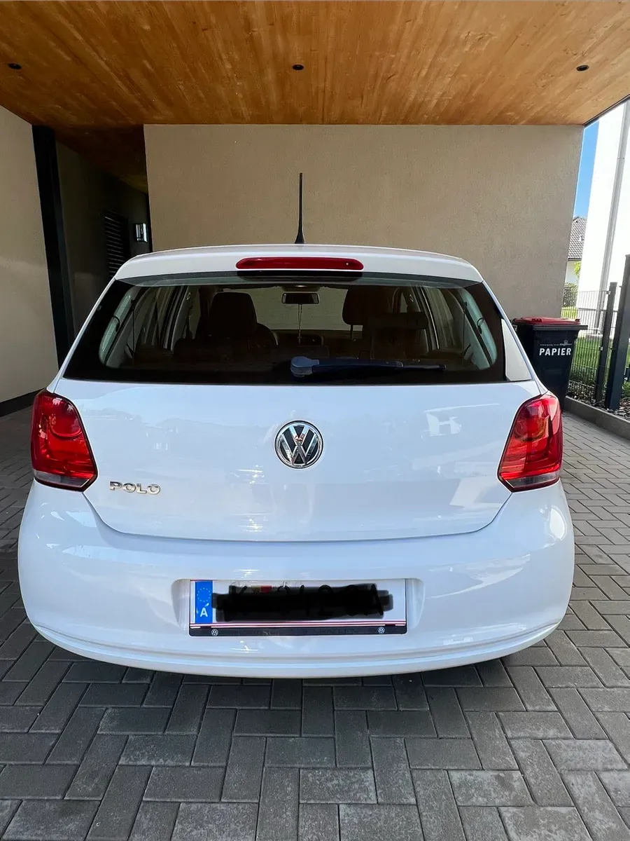 Volkswagen Polo 2014 photo 2