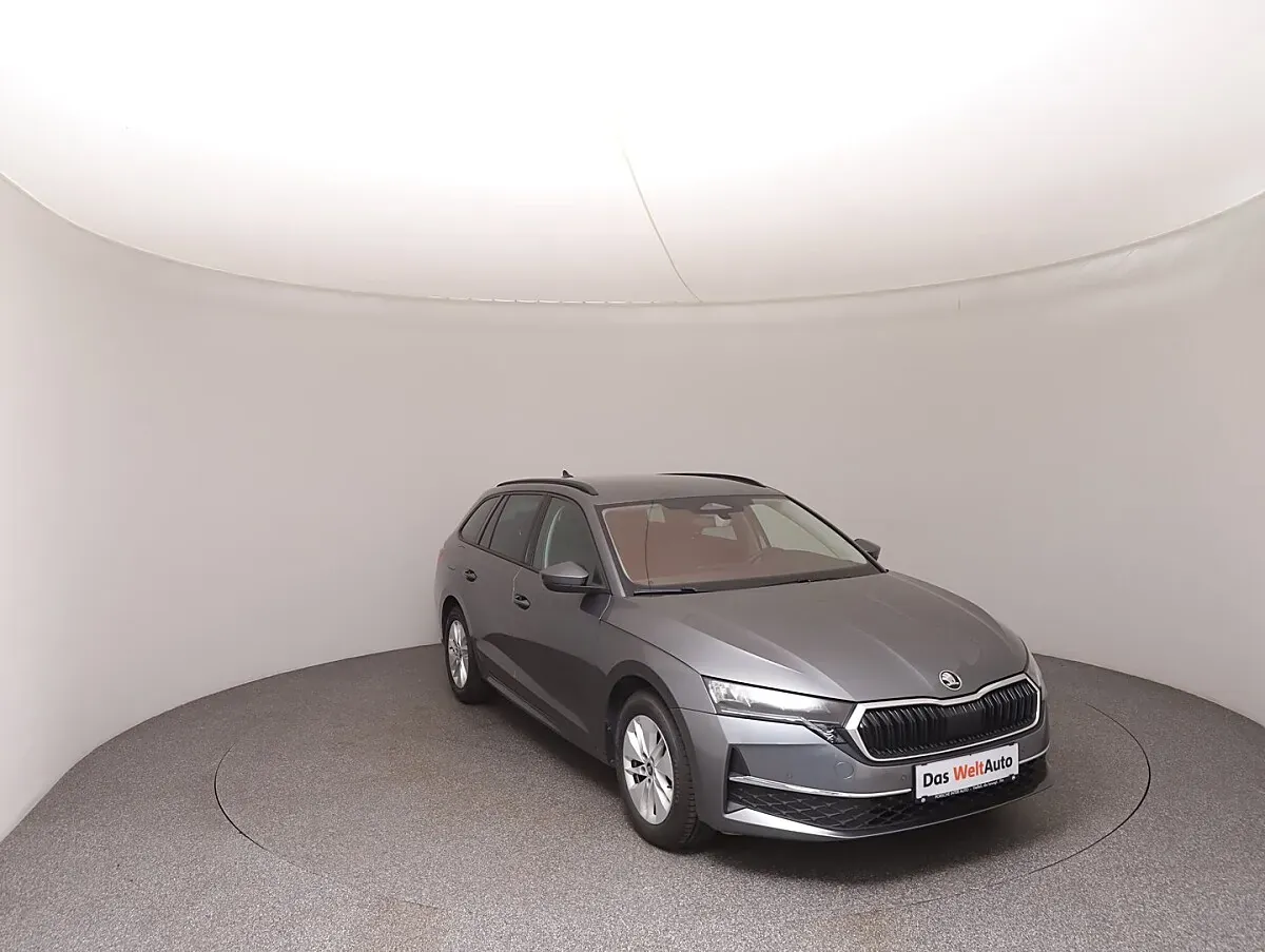 Skoda Octavia 2025 photo 3