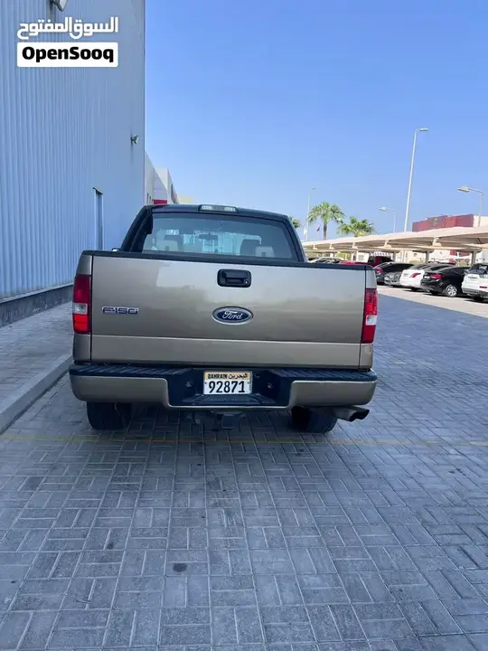 Ford F-150 2004 photo 2