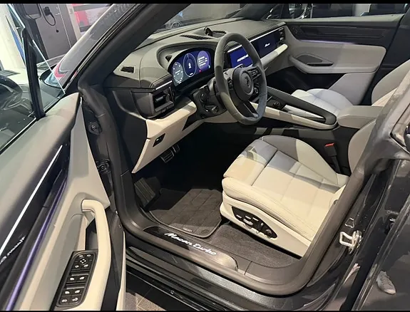 Porsche Macan Turbo 2025 photo 4