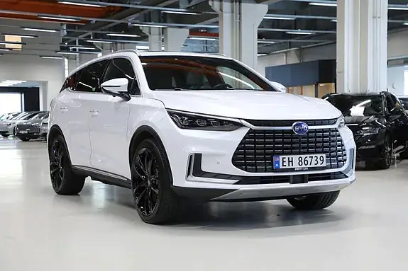 BYD Tang 2024 photo 2