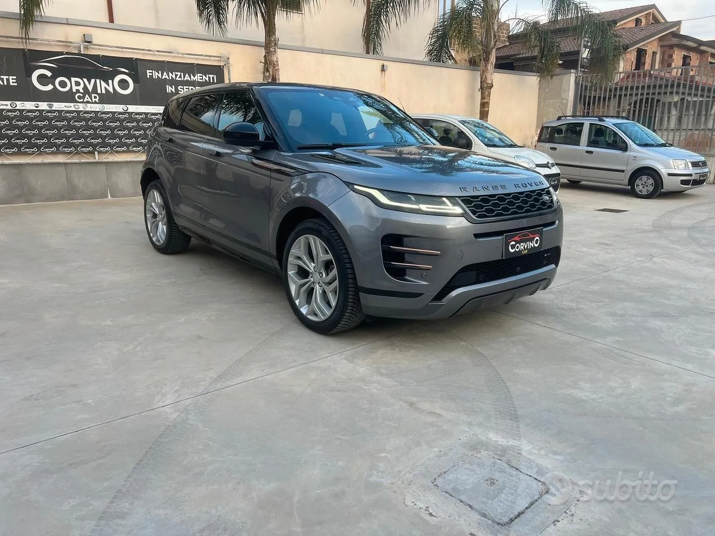 Land Rover Range Rover Evoque 2022 photo 3