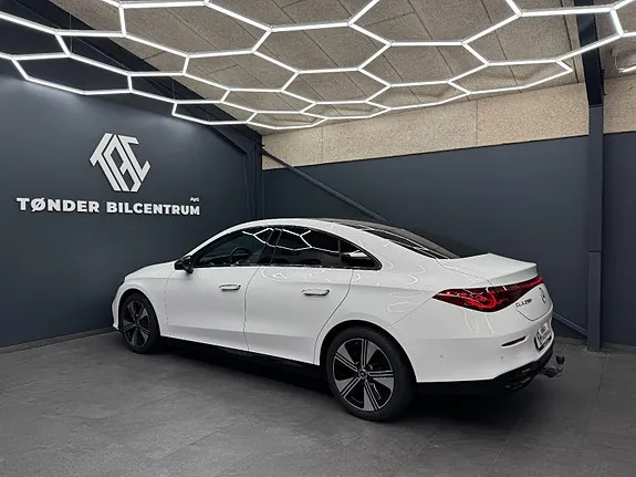 Mercedes-Benz Cla250 2025 photo 2