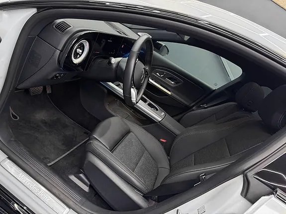 Mercedes-Benz Cla250 2025 photo 4