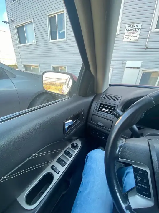 Ford Fusion 2010 photo 2