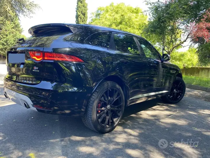 Jaguar F-Pace 2016 photo 4