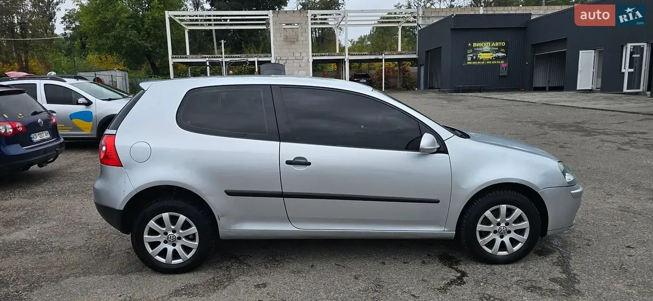 Volkswagen Golf 2003 photo 4