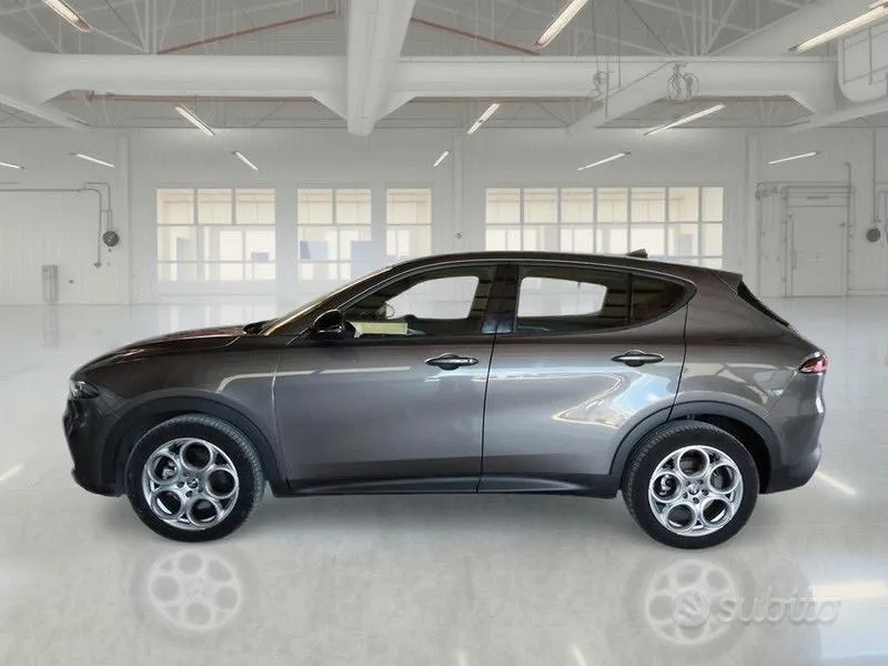 Alfa Romeo Tonale 2023 photo 5