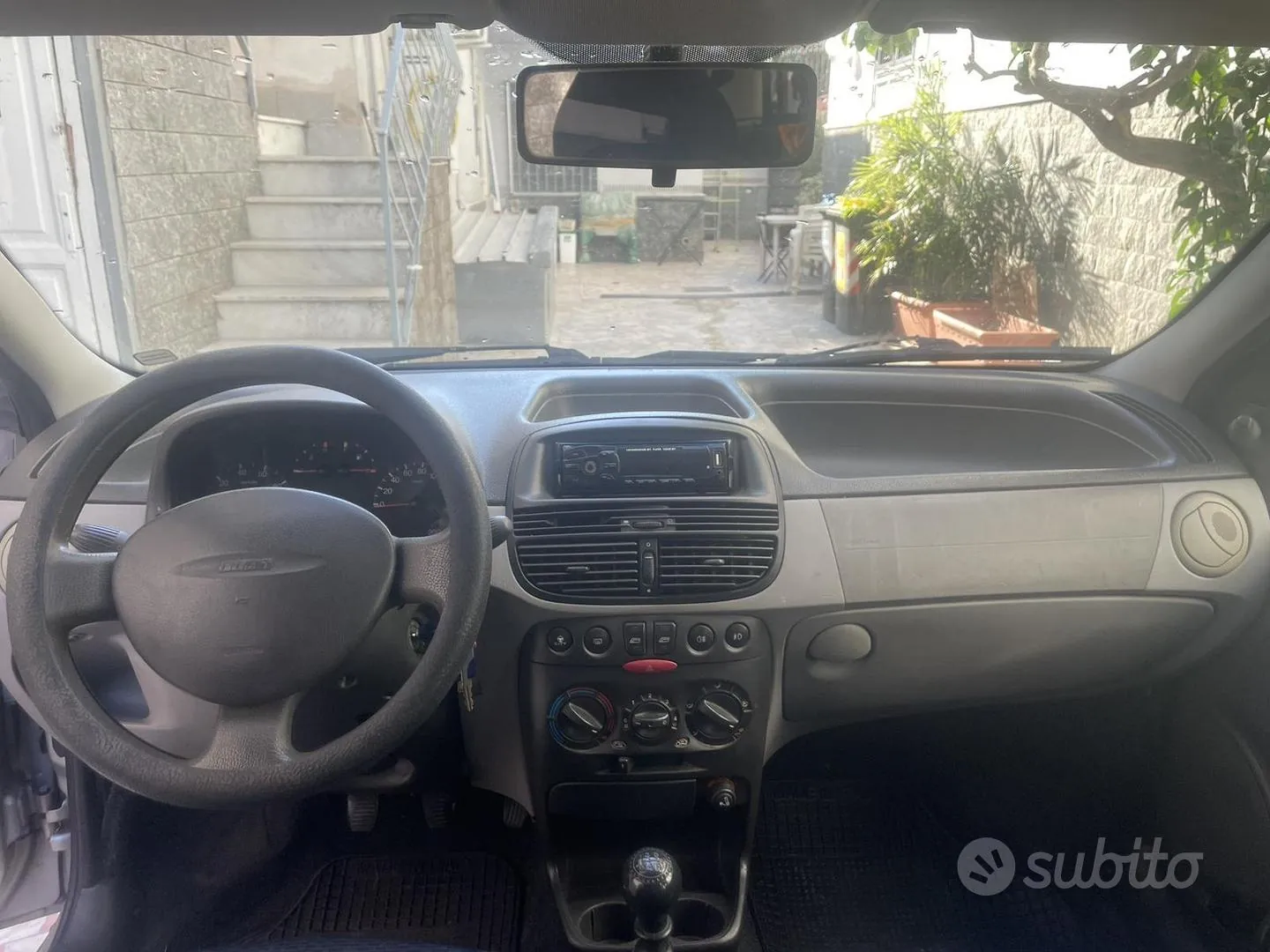 Fiat Punto 2003 photo 3