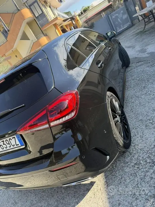 Mercedes-Benz A-Class 2021 photo 3