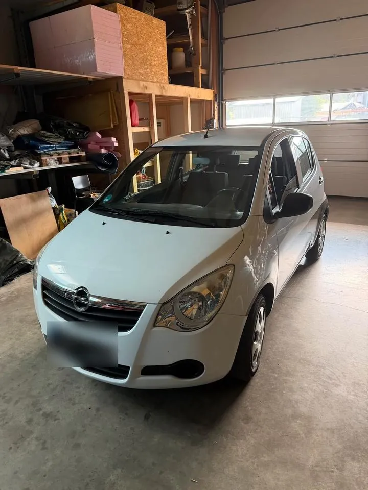 Opel Agila