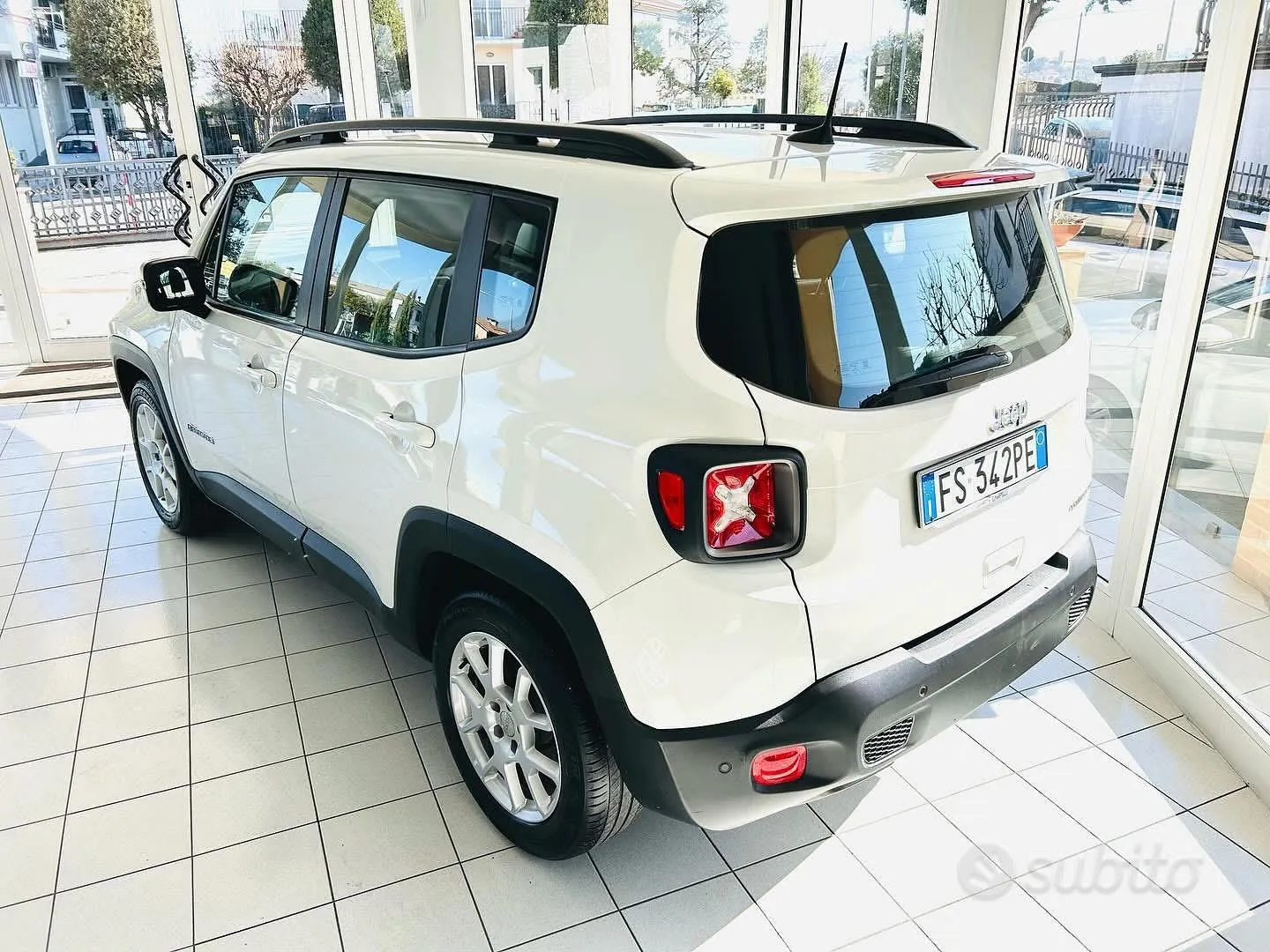 Jeep Renegade 2019 photo 3
