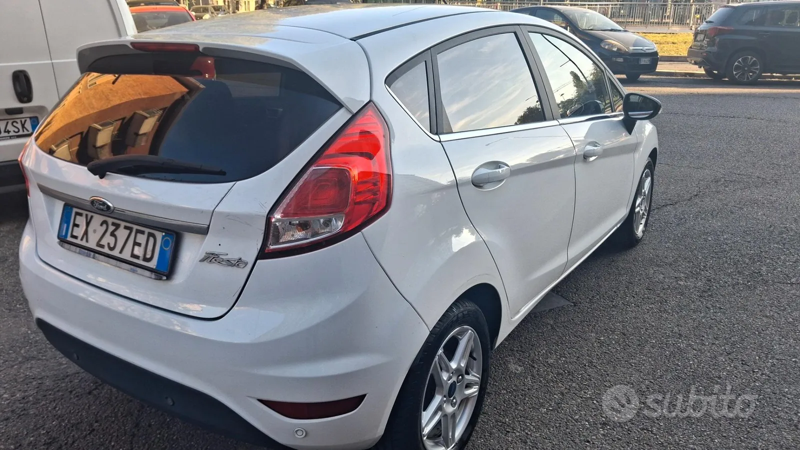 Ford Fiesta 2014 photo 4