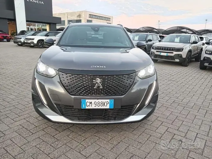 Peugeot 2008 2023 photo 2