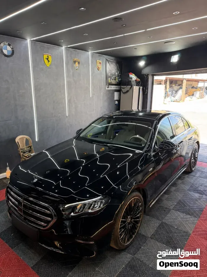 Mercedes-Benz E-Class 2025 photo 2