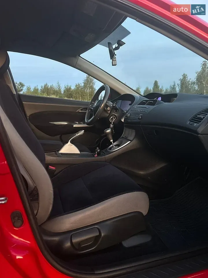 Honda Civic 2006 photo 2