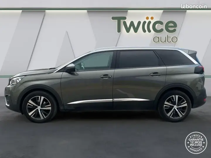 Peugeot 5008 2018 photo 4