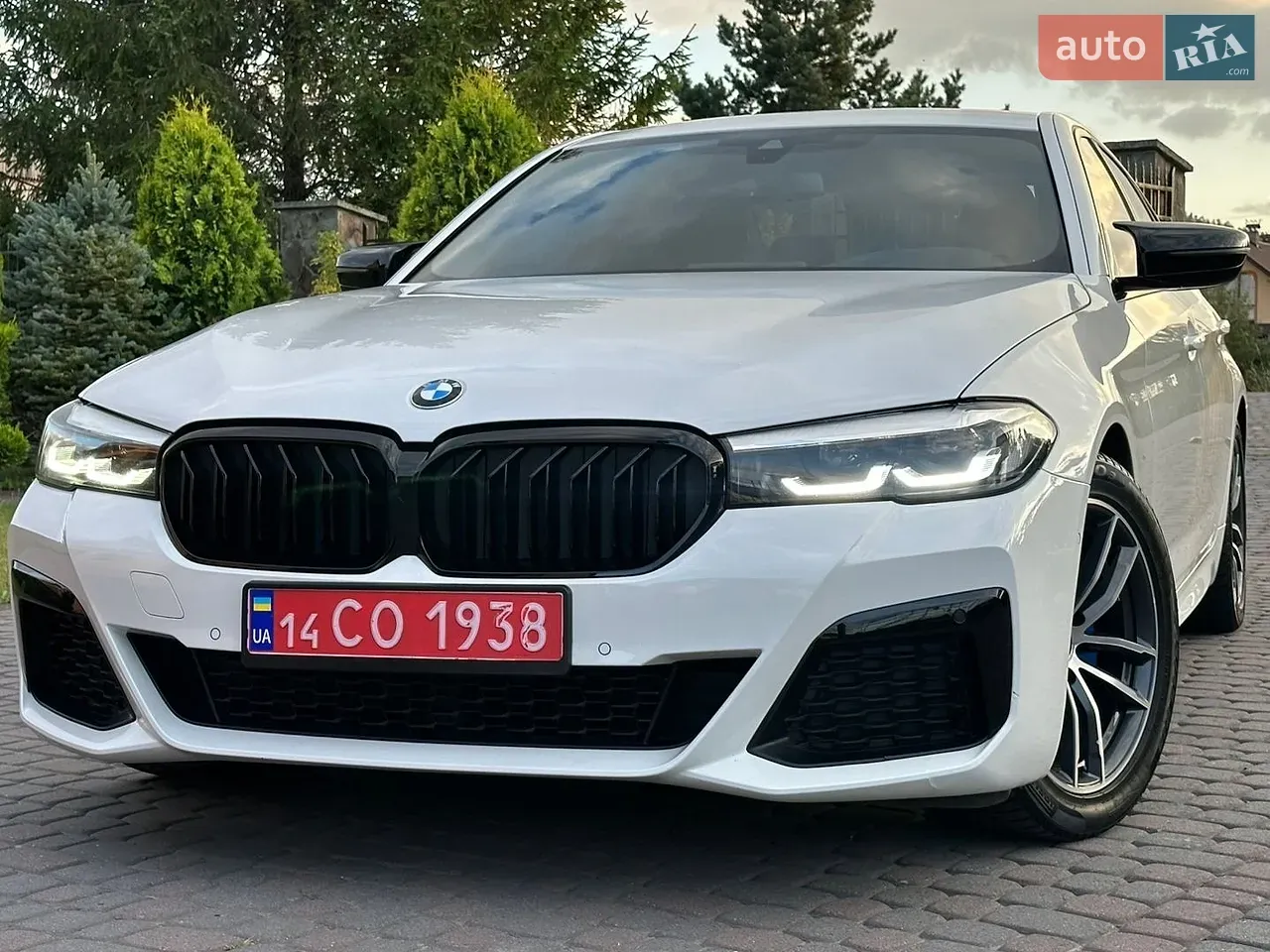 BMW 5 Series 2020 photo 3