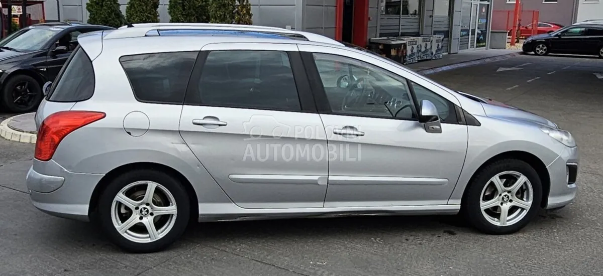 Peugeot 308 2011 photo 4