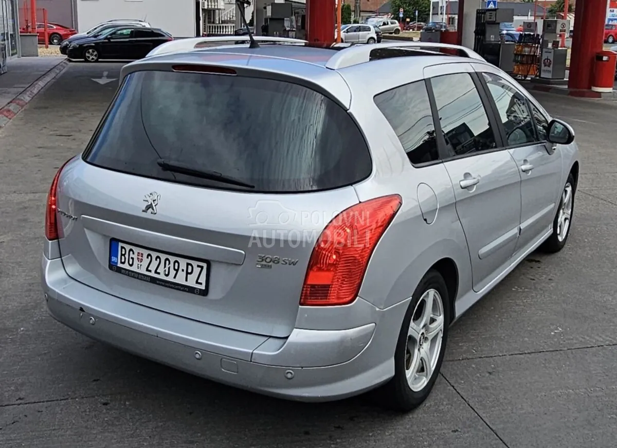 Peugeot 308 2011 photo 5