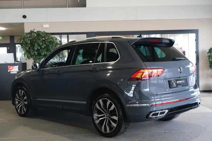 Volkswagen Tiguan 2021 photo 2