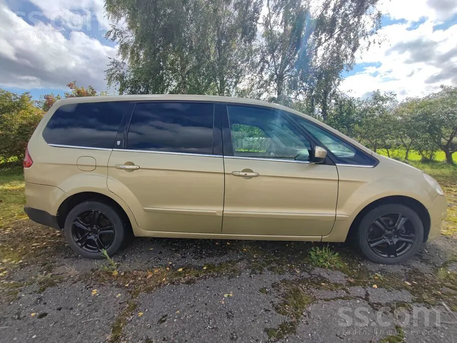 Ford Galaxy 2008 photo 4