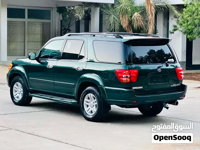 Toyota Sequoia 2003 photo 2