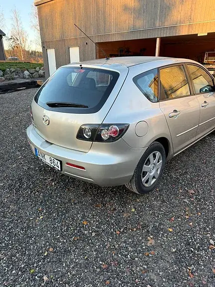 Mazda 3 2008 photo 2