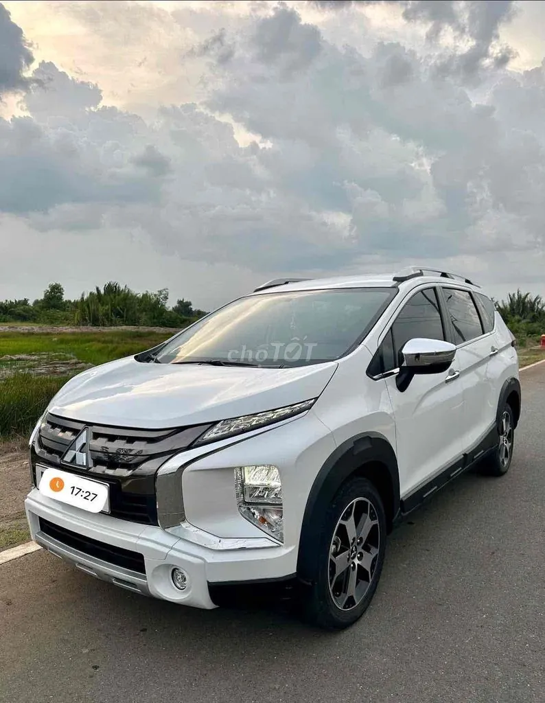 Mitsubishi Xpander Cross 2021 photo 2