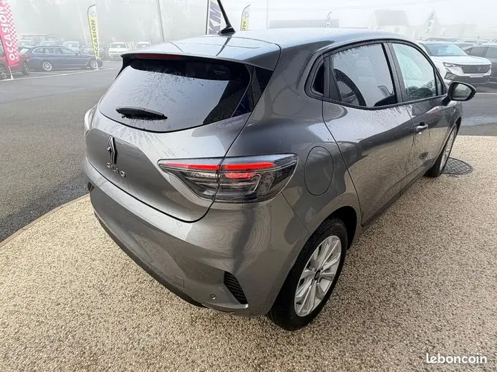Renault Clio 2025 photo 5