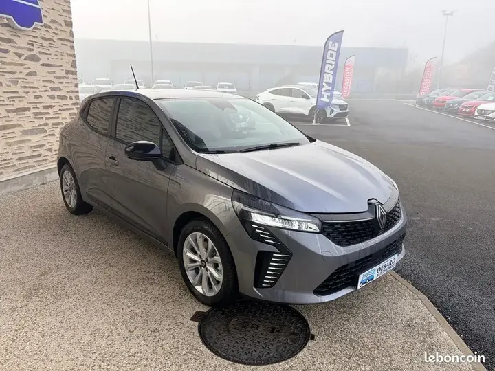 Renault Clio 2025 photo 3