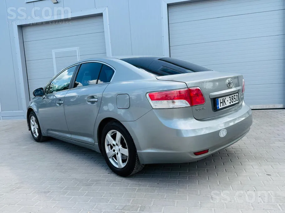 Toyota Avensis 2009 photo 4