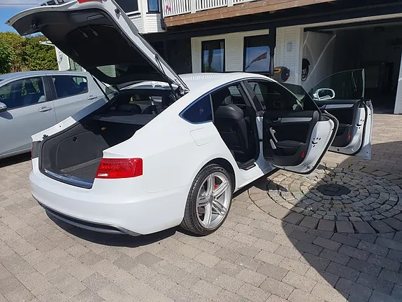 Audi A5 2012 photo 4