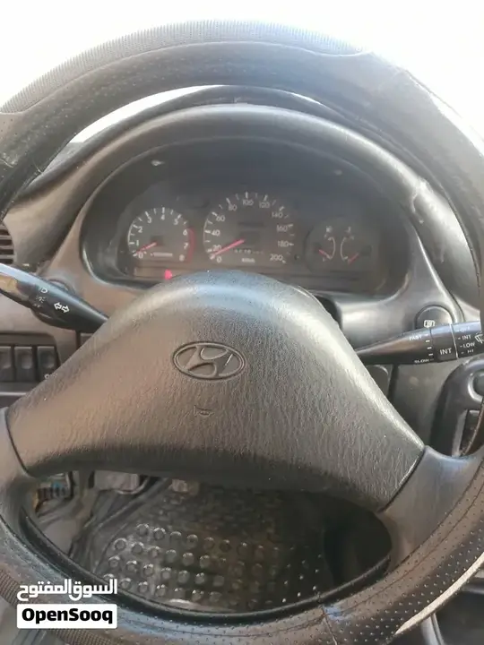 Hyundai Accent 1997 photo 4