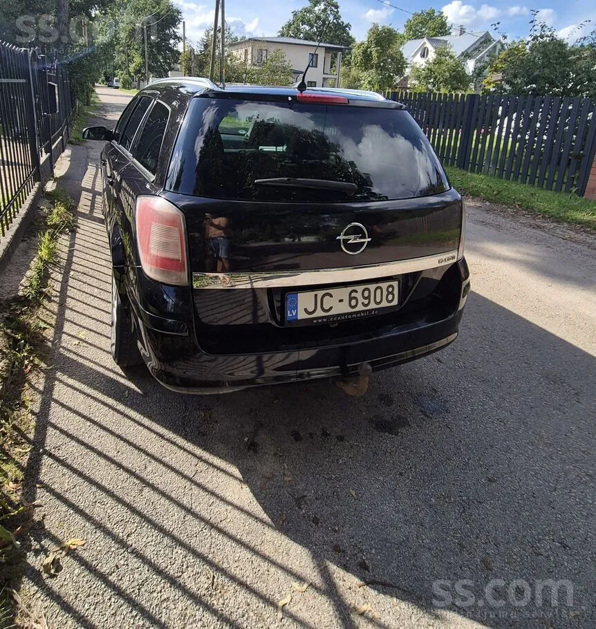 Opel Astra 2008 photo 4