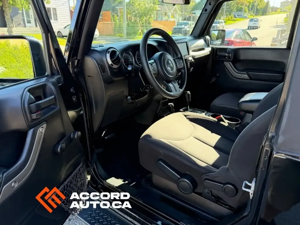 Jeep Wrangler 2015 photo 4