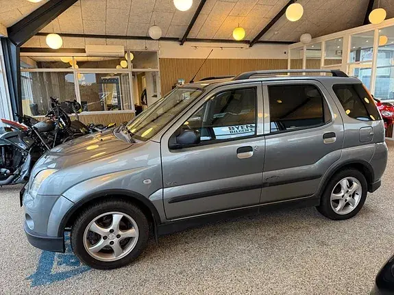 Suzuki Ignis 2007 photo 4