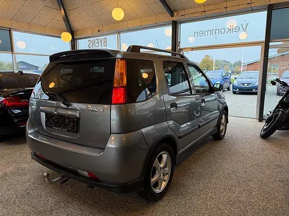 Suzuki Ignis 2007 photo 5