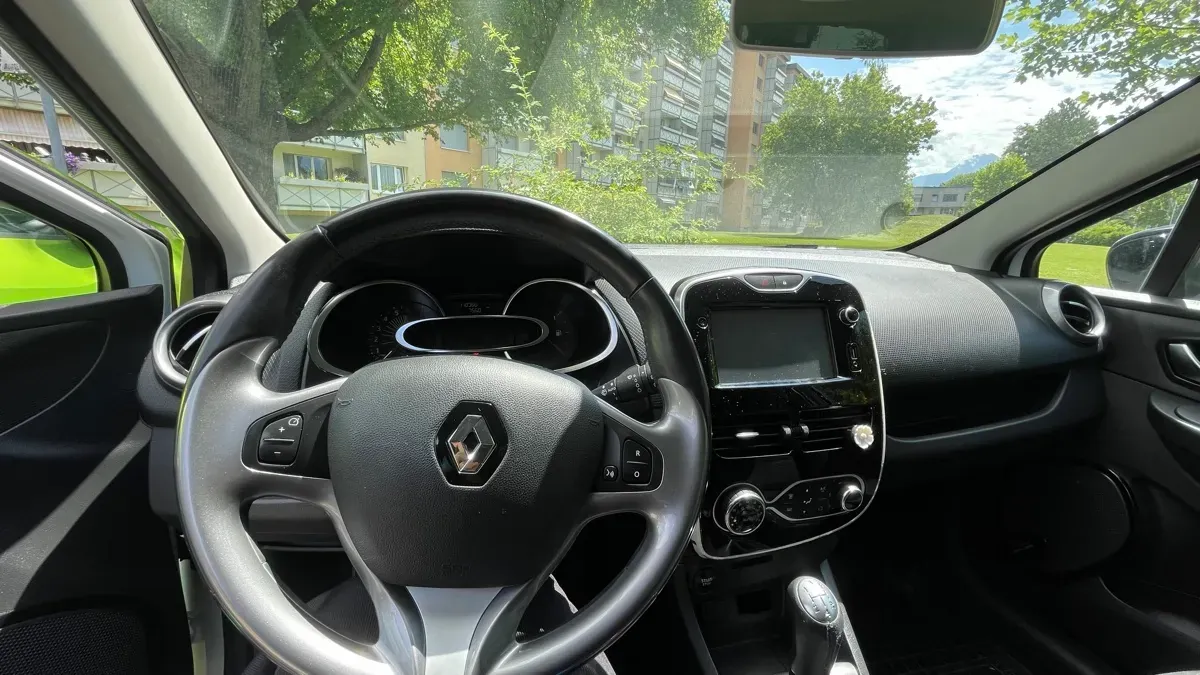 Renault Clio 2016 photo 3