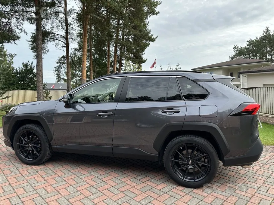 Toyota Rav4 2022 photo 3