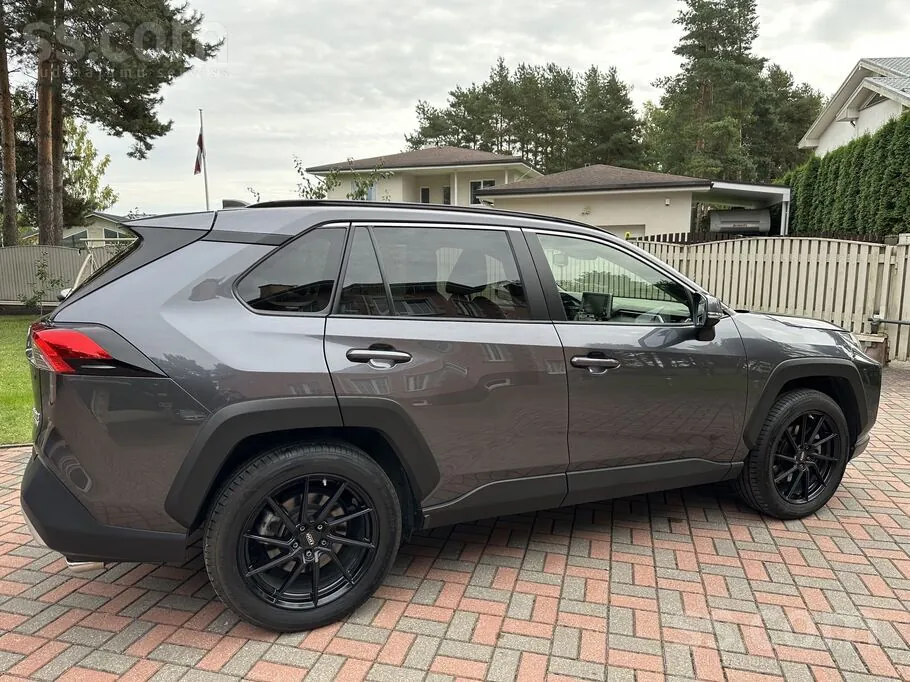 Toyota Rav4 2022 photo 4