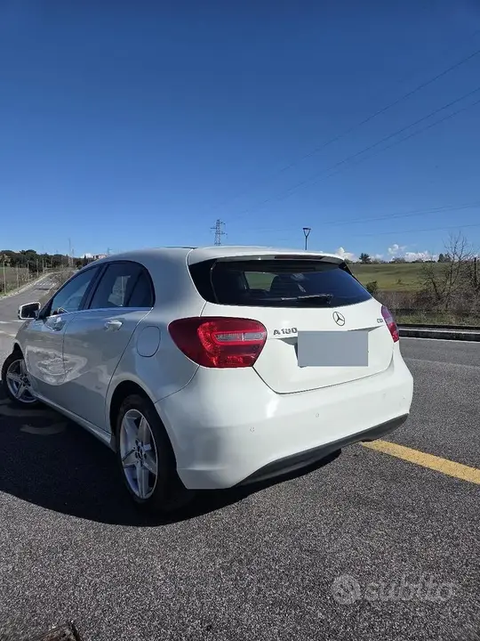 Mercedes-Benz A 2013 photo 2