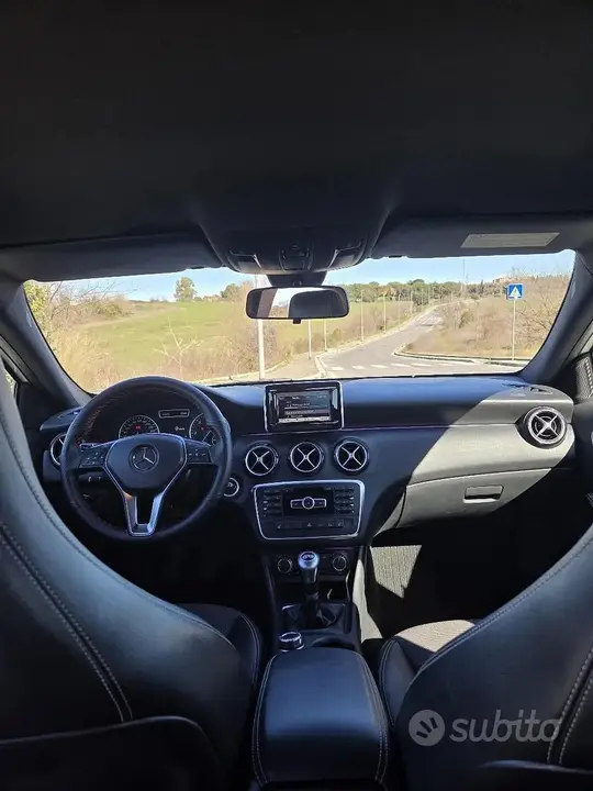 Mercedes-Benz A 2013 photo 4