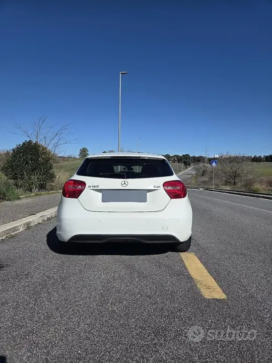Mercedes-Benz A 2013 photo 3