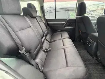 Mitsubishi Pajero 2013 photo 5