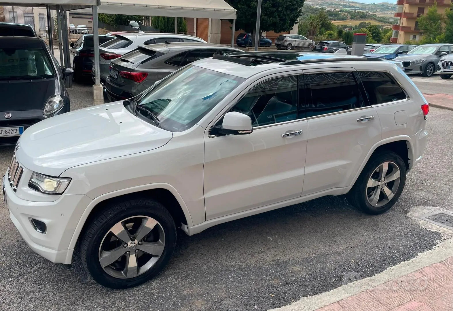 Jeep Grand Cherokee 2013 photo 3