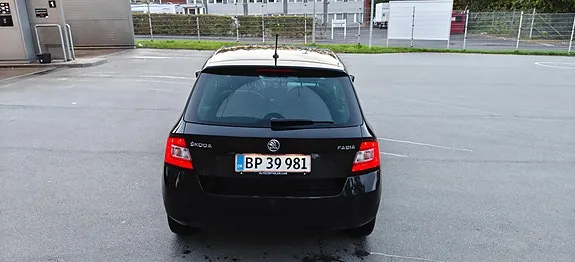 Skoda Fabia 2018 photo 2
