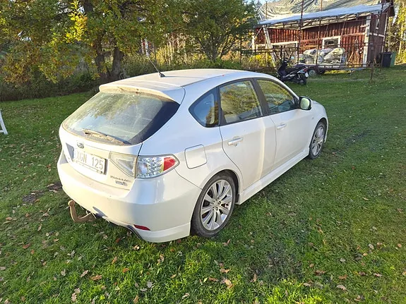 Subaru Impreza 2011 photo 3