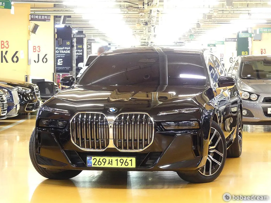 BMW 740I