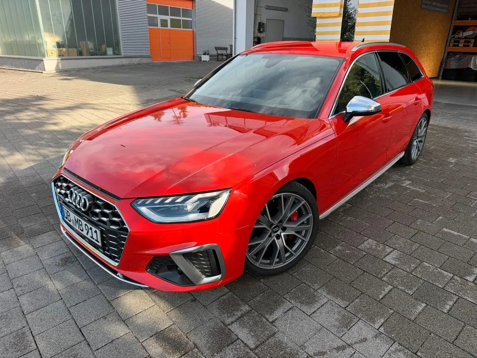 Audi S4